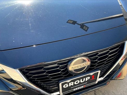 Certified 2023 Nissan Sentra SV FWD image 29