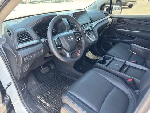 Used 2025 Honda Odyssey EX-L image 9