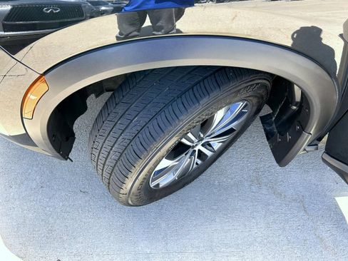 Used 2025 INFINITI QX60 Pure AWD/4WD image 25
