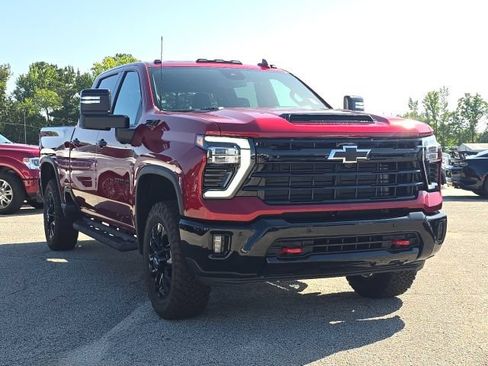 Used 2026 Chevrolet Silverado 2500 LTZ w/ LTZ Plus Package AWD/4WD image 7