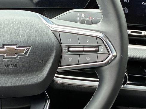New 2026 Chevrolet Equinox LT w/ Midnight Edition AWD/4WD image 23