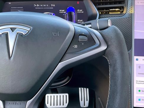 Used 2019 Tesla Model S Performance image 20