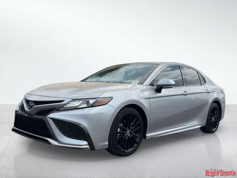 Certified 2022 Toyota Camry XSE w/ Carpet Mat Package (TMS) FWD image 2