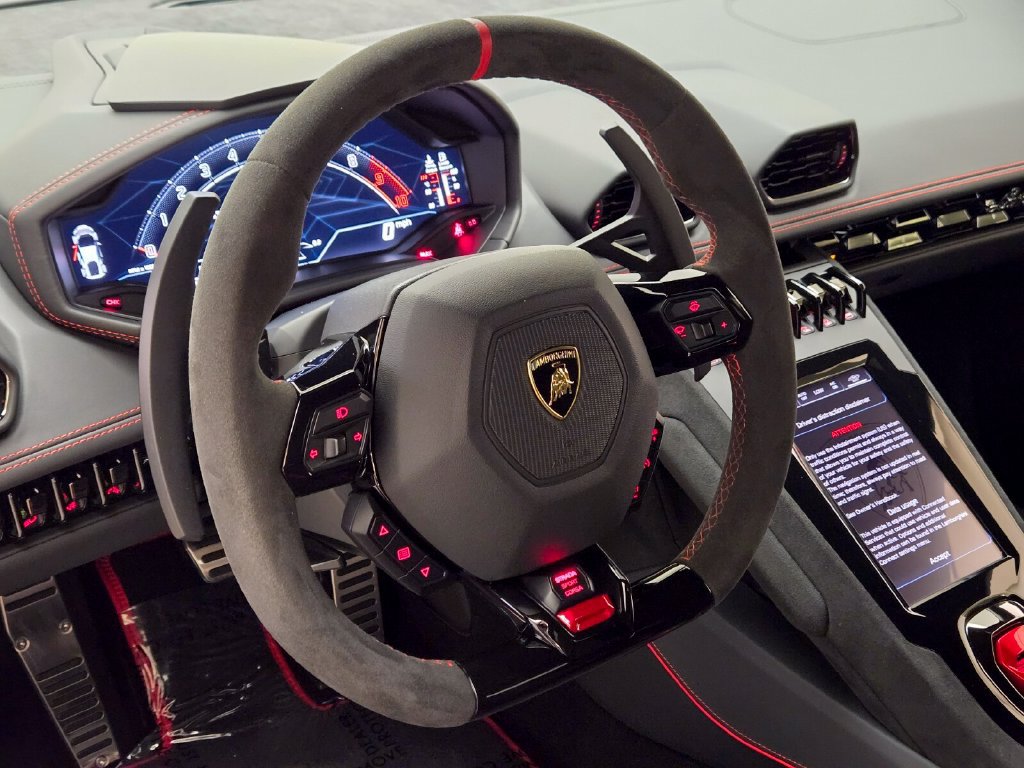 Used 2023 Lamborghini Huracan Tecnica RWD image 31