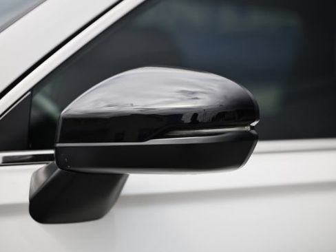 Certified 2025 Honda CR-V Sport Touring image 3