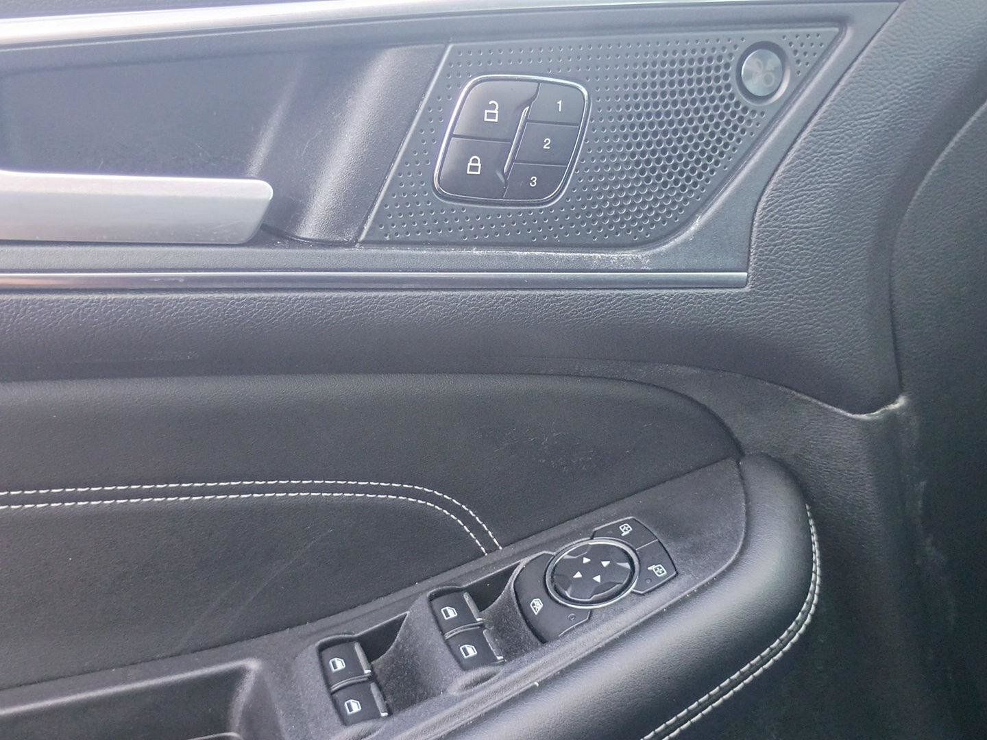Used 2024 Ford Edge Titanium AWD/4WD image 11