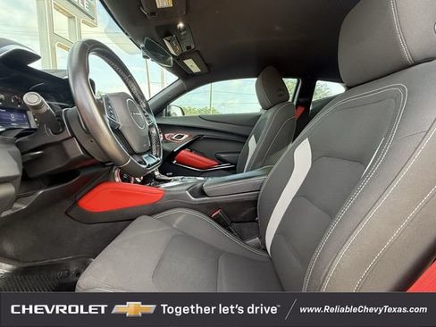 Used 2022 Chevrolet Camaro LT RWD image 30