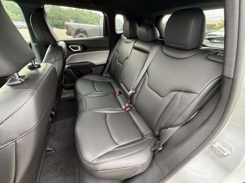 New 2026 Jeep Compass Limited AWD/4WD image 13