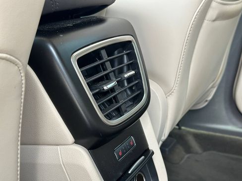 Used 2020 Lincoln Nautilus Reserve FWD image 28