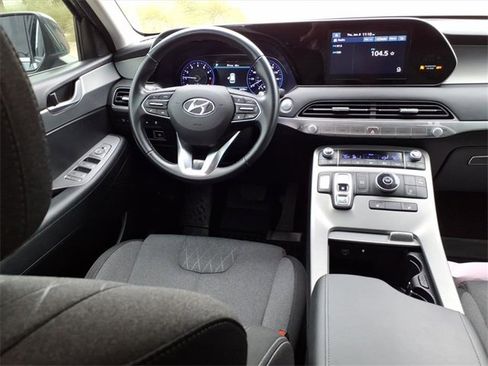 Used 2022 Hyundai Palisade SEL w/ Convenience Package image 4