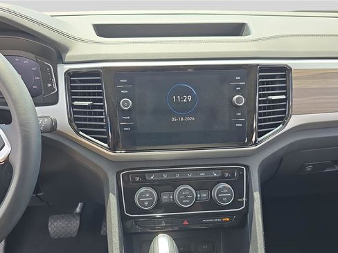 Used 2023 Volkswagen Atlas SEL AWD/4WD image 21