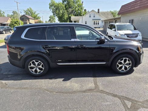 Used 2022 Kia Telluride EX w/ Towing Package FWD image 6
