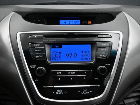 Used 2013 Hyundai Elantra GLS w/ Preferred Pkg FWD image 15