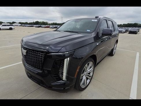 Used 2025 Cadillac Escalade Sport Platinum AWD/4WD image 3