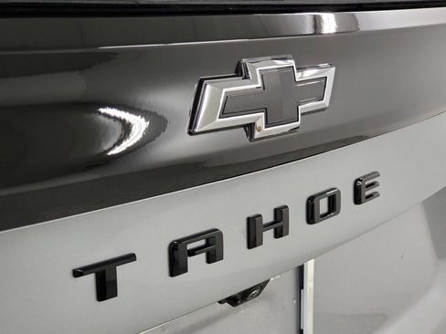 Used 2025 Chevrolet Tahoe Z71 w/ Comfort Package image 24