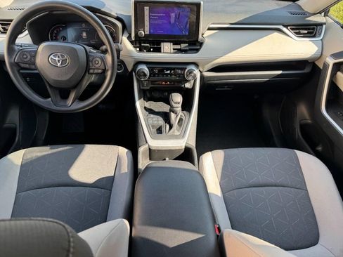 Used 2024 Toyota RAV4 XLE AWD/4WD image 12
