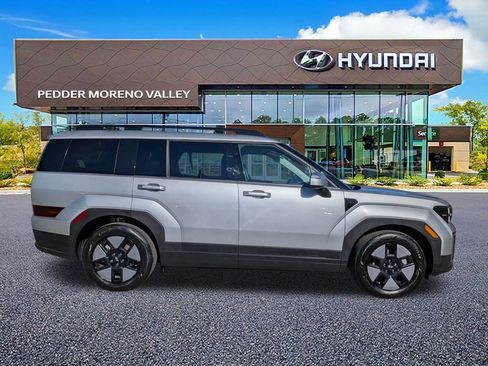 Certified 2025 Hyundai Santa Fe SEL image 3