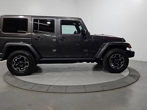 Used 2017 Jeep Wrangler Unlimited Rubicon AWD/4WD image 7