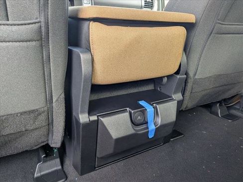 New 2026 Ford F250 XLT w/ FX4 Off-Road Package image 18