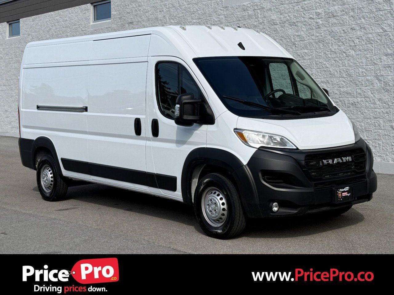 Used 2026 RAM ProMaster 2500 w/ Convenience Group FWD image 1