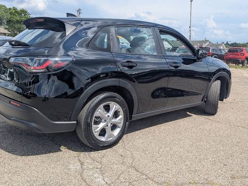 Used 2024 Honda HR-V LX image 13