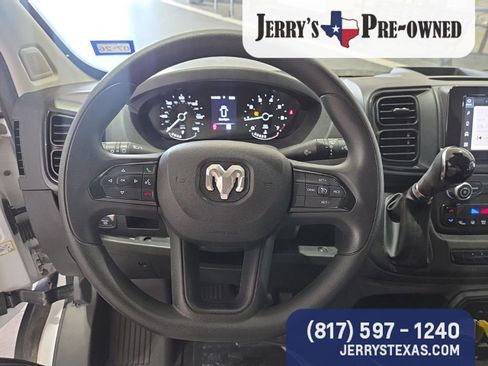 Used 2023 RAM ProMaster 3500 w/ Driver Convenience Group FWD image 12