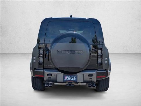 Used 2024 Land Rover Defender 110 Carpathian Edition AWD/4WD image 7