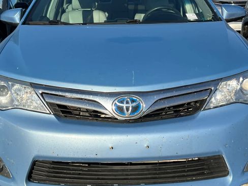 Used 2012 Toyota Camry XLE w/ Leather Pkg image 12