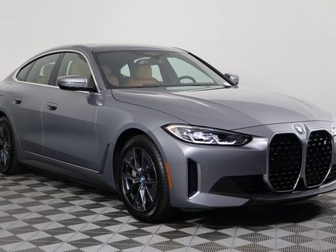 Certified 2023 BMW i4 eDrive35 RWD image 3