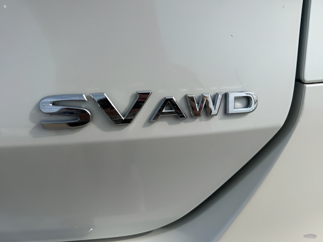 Used 2016 Nissan Rogue SV AWD/4WD image 26