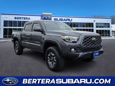 Used 2021 Toyota Tacoma TRD Off-Road w/ Technology Package AWD/4WD image 1
