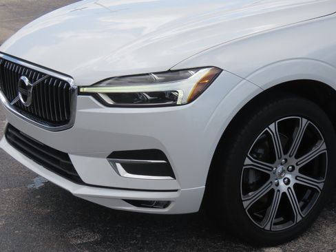 Used 2020 Volvo XC60 T5 Inscription w/ Protection Package Premier AWD/4WD image 2
