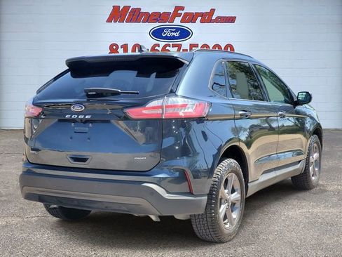 Used 2024 Ford Edge SEL w/ Sport Appearance Package AWD/4WD image 3