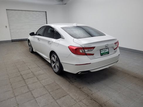 Used 2019 Honda Accord Touring image 5