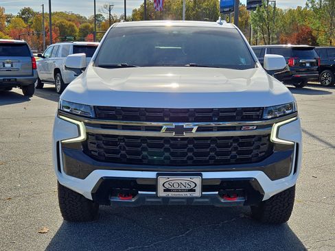 Used 2022 Chevrolet Tahoe Z71 w/ Z71 Off-Road Package image 3