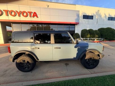 Used 2025 Ford Bronco Big Bend AWD/4WD image 3