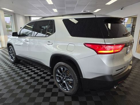 Used 2021 Chevrolet Traverse RS image 5