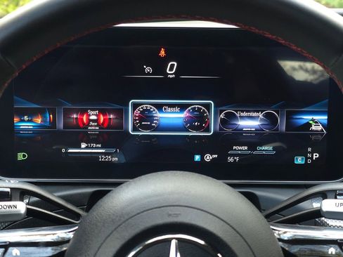 Used 2023 Mercedes-Benz C 43 AMG 4MATIC Sedan image 32