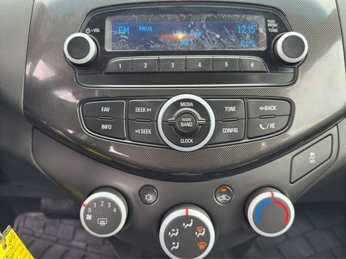 Used 2015 Chevrolet Spark LS image 21