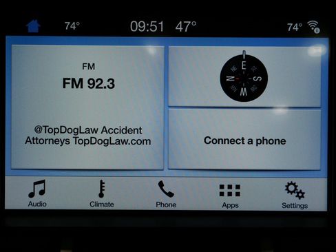 Used 2019 Ford Mustang Premium image 18