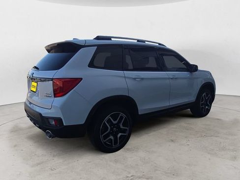 Used 2023 Honda Passport Elite image 5