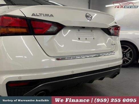 Used 2021 Nissan Altima 2.5 SR w/ SR Premium Package AWD/4WD image 15