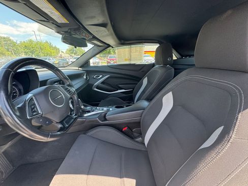 Used 2023 Chevrolet Camaro LT image 25