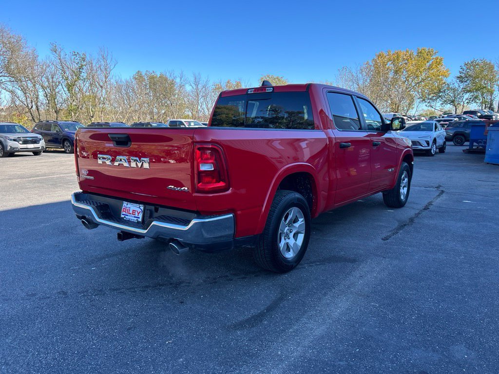 Used 2025 RAM 1500 Big Horn AWD/4WD image 6