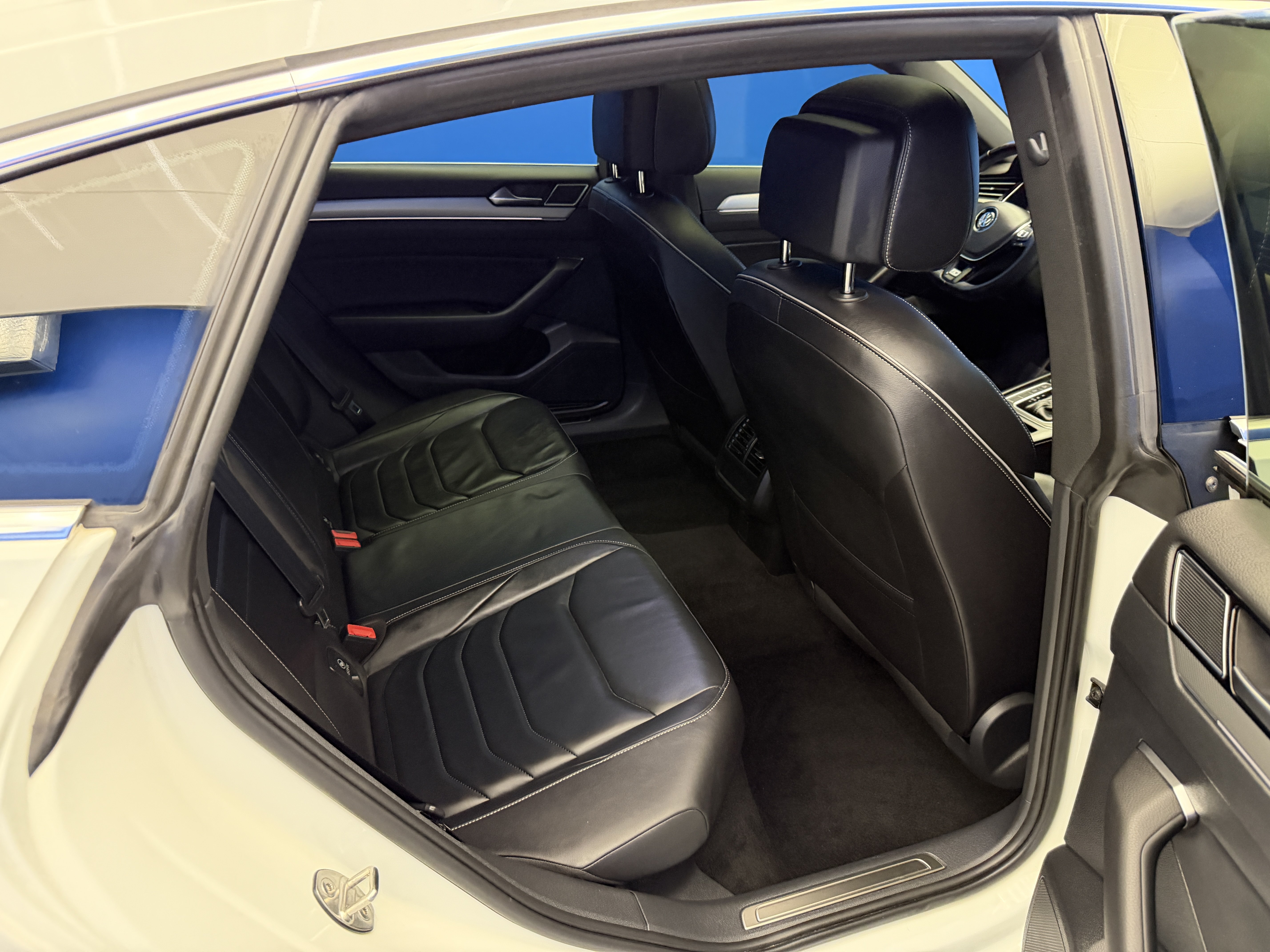 Used 2019 Volkswagen Arteon SEL AWD/4WD image 26