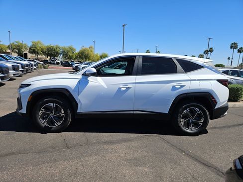 New 2026 Hyundai Tucson Blue SE AWD/4WD image 6