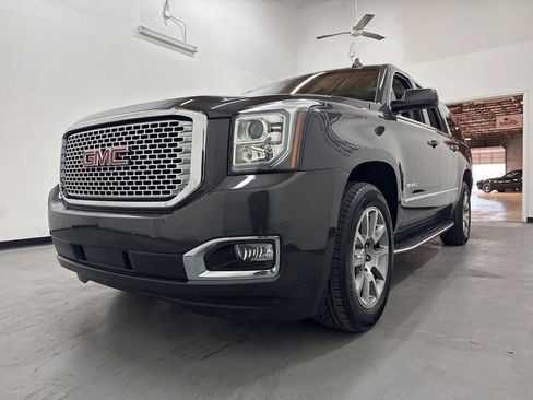 Used 2017 GMC Yukon XL Denali w/ Open Road Package image 24