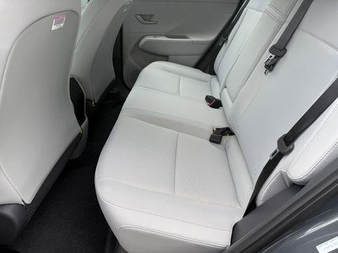 New 2025 Hyundai Kona SE FWD image 11