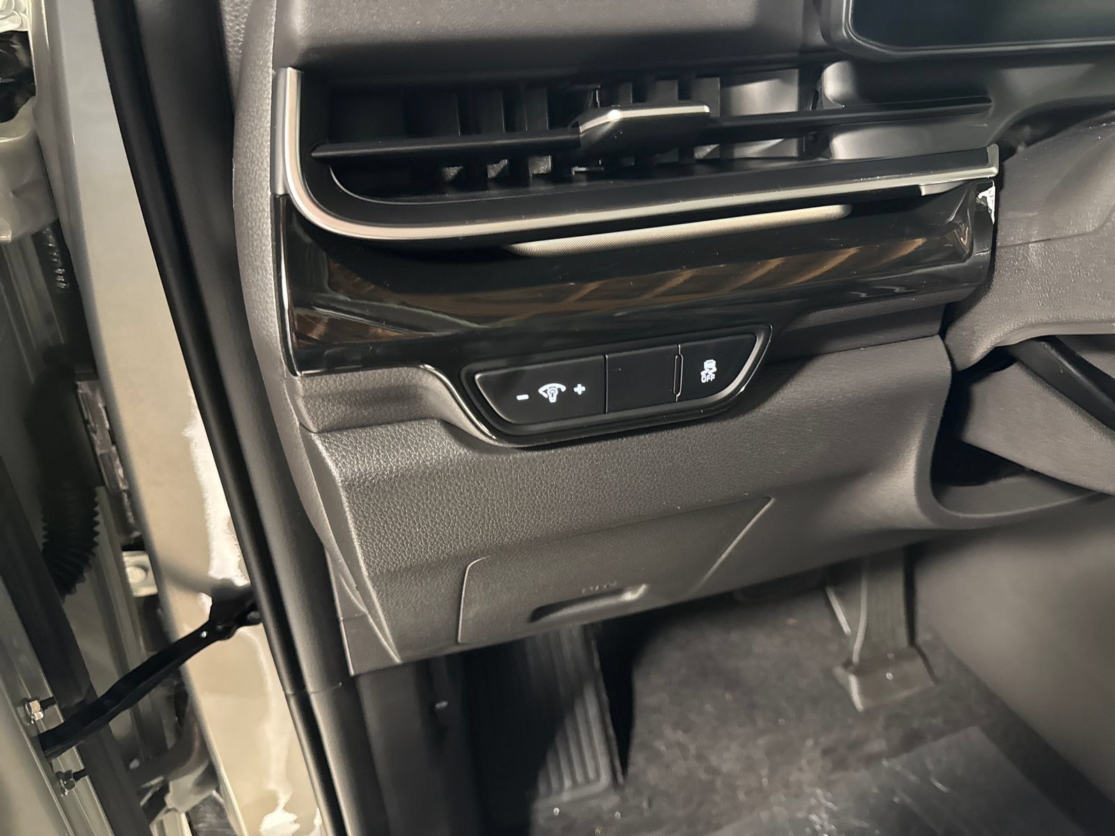 New 2026 Kia Carnival SX Prestige FWD image 13
