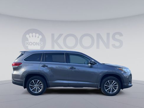Used 2018 Toyota Highlander XLE image 7